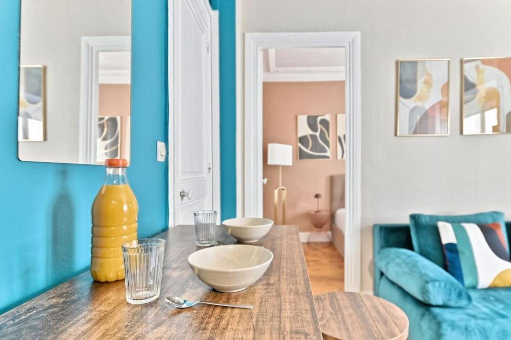 Colore Rue Niepce Parijs